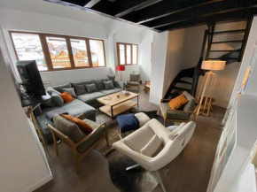 Grand duplex rénové - 10 pers, 4 ch, 3 sdb, 80m2 terrasse - FR-1-546-10